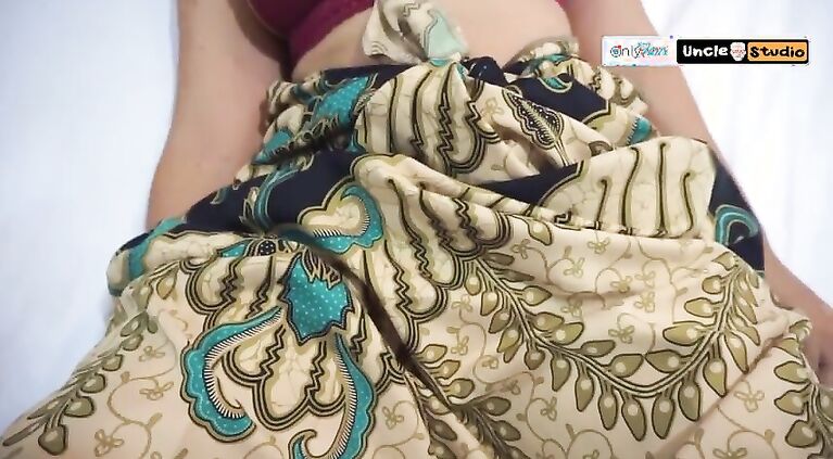 Fucking Housewife Thai Sarong