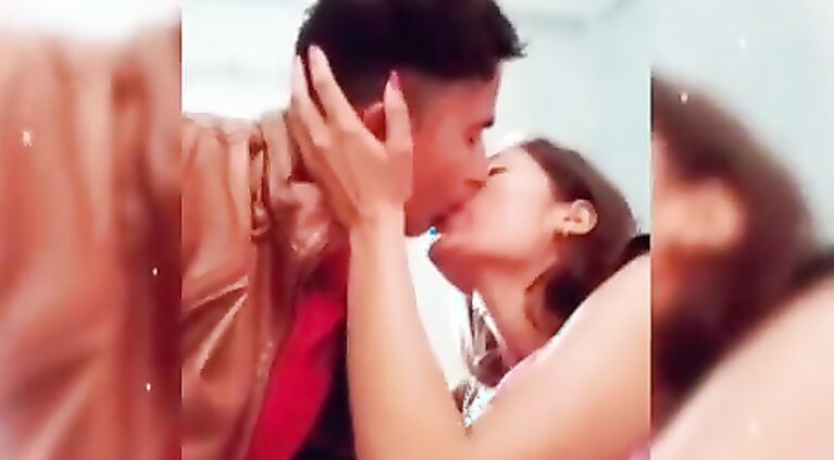 Gf ko uske ghar pr choda