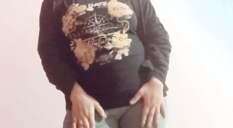 Cute sneha from Delhi beautiful boobs