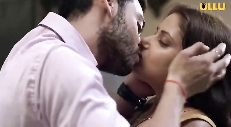 Desi Bhabi Kissed Hard With Devar