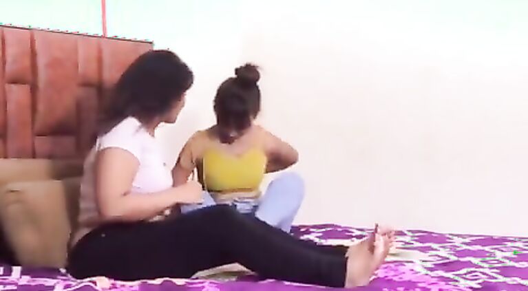 Step sister and cousin sis || lesbian sex || Hindi clear Audio