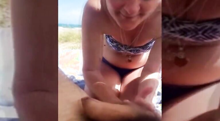 Huge Butt WIFE invites her Next Door Guy to and Fuck