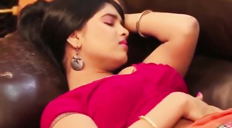 Desi sexy mommy | Tamil