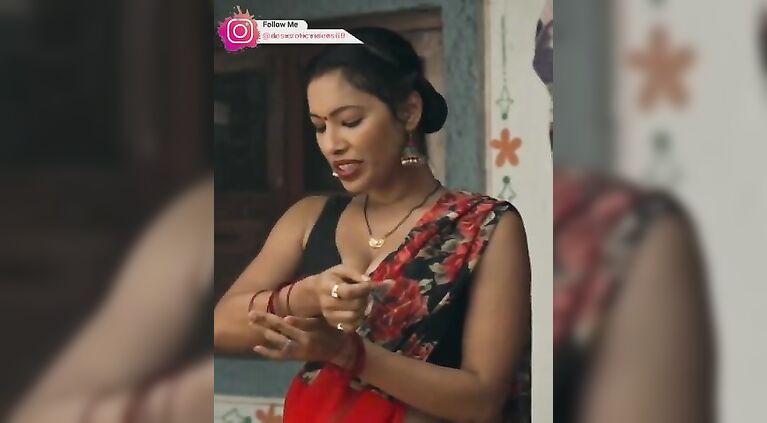 Indian Beautiful Bhabi || Desi webserise sex ||