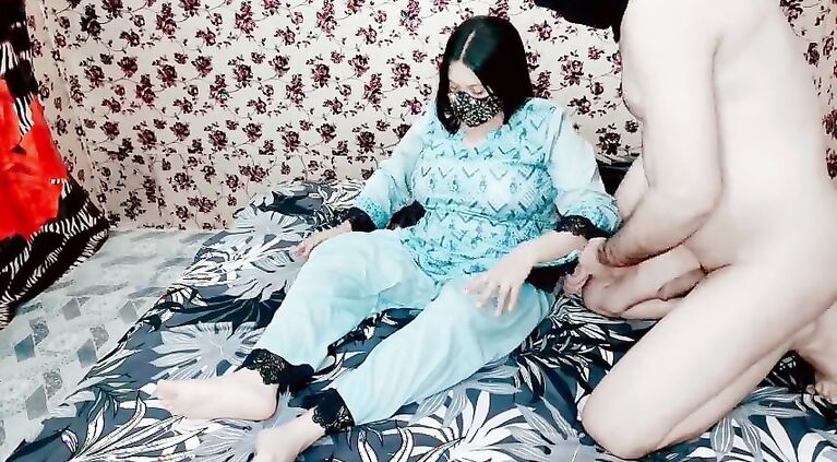 Main Ghar main akaily thi to mere Bhai ne Meri Gand Mar li