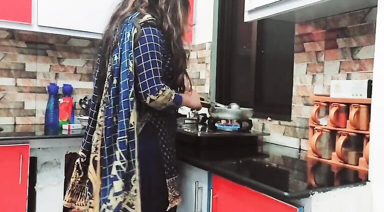 My stepsister Finally Agreed To Fuck In Kitchen While Making Tea