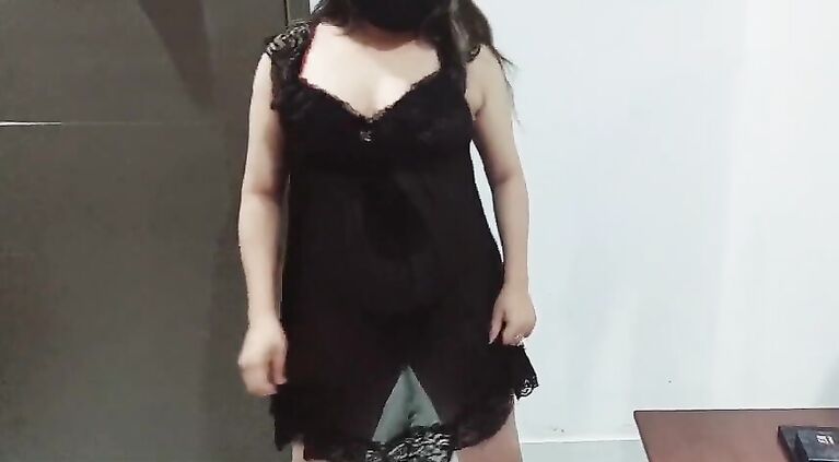 Rabia Bhabhi Nude Dance For Her Client On Clip Call
