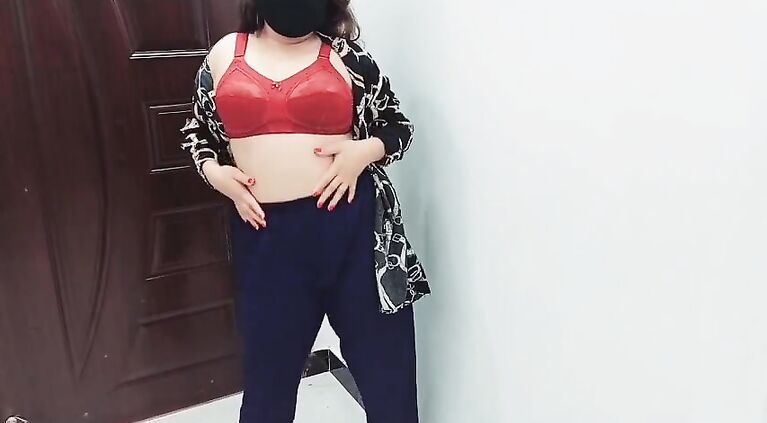 Pakistani Cute N Cute Wife Nude Strip Dance In Live Movie Call On Client Demand
