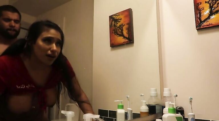 CHESTY DESI SCHOOLGIRL FUCKED DOGGY