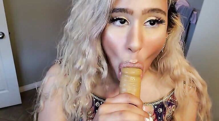 PAKISTANI SLUT LOUD ORGASM & DIRTY TALK