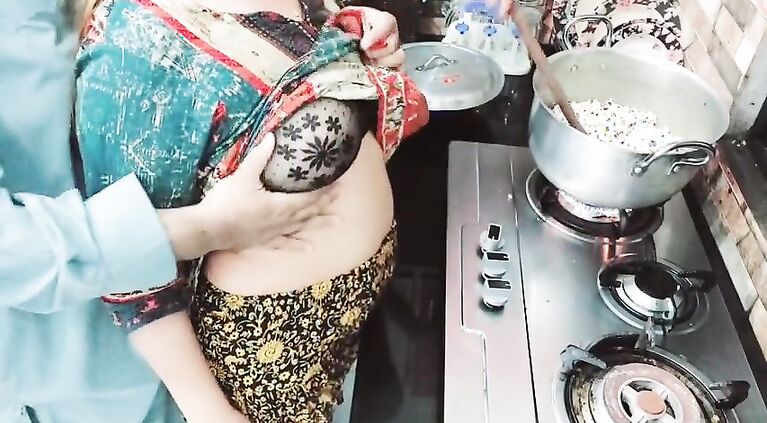 Punjabi Maid Busy in Cooking While Her Butt Fucked By Her Owner With Clear Hindi Audio