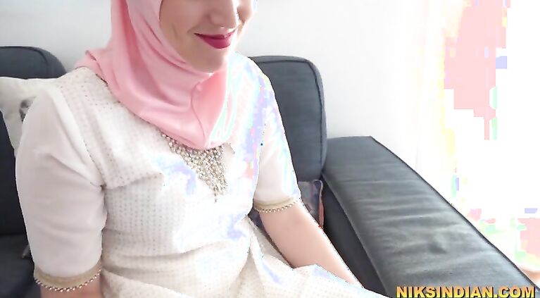 Desi stepmom in hijab sucks stepson's huge cock & gets fucked hard