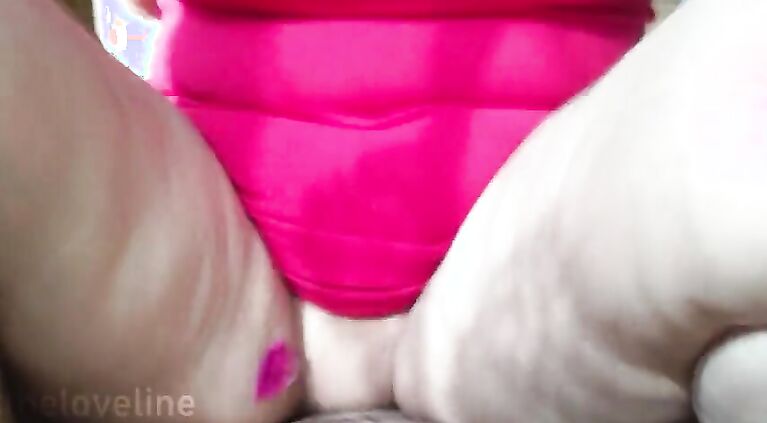 huge butt delhi amateur fucked in tight vagina on valentine's day 2nd time (hindi)