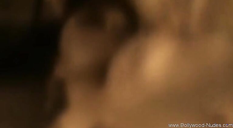 Hoping To Feel Sexier Tonight In Tamil Brunette WIFE
