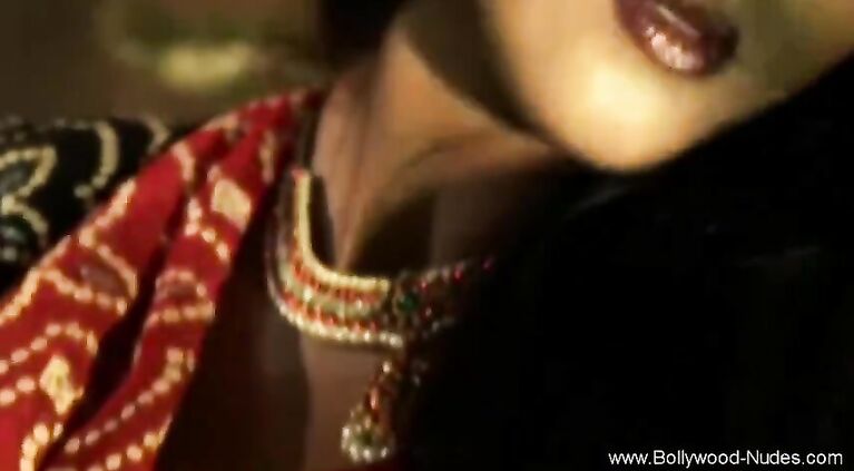 Tamil Dancer Sensual Movements From Asian Experience