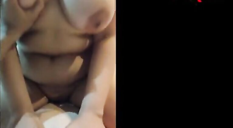 Tinder huge tits Young Girl On Top On First Date 18 yo pinay b