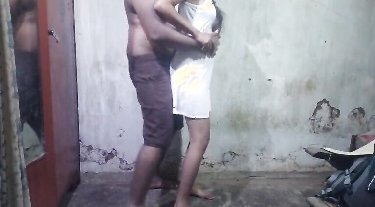 Sexy evening dancing and sex with a hot milf