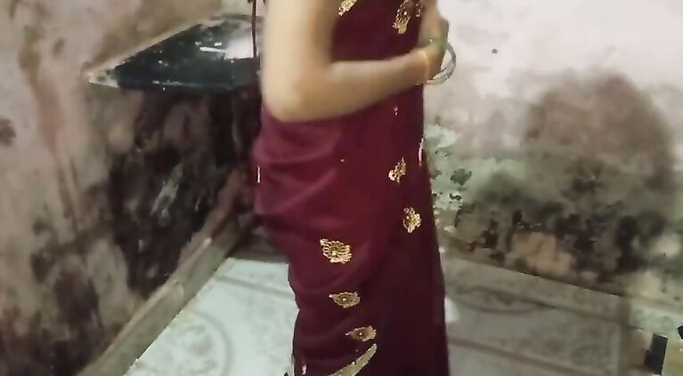 Tamil girl fast time saree sex,Desi bhabhi film