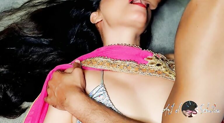 Buxomy Beautiful Tamil Tamil Milf Seducing In Saree Make Out Scene #saree #indian #bigboobs