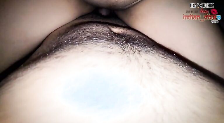 Mid night Sex with My Desi Gf - Tamil Diva