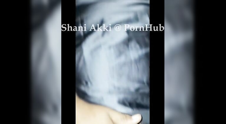 Sri Lankan mommy WIFE giving mind-blowing oral and she masturbates with loud moaning