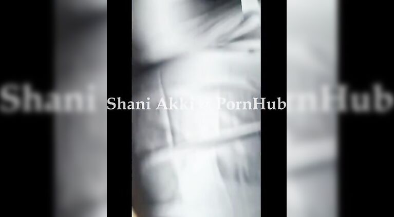 Sri Lankan mommy WIFE giving mind-blowing oral and she masturbates with loud moaning