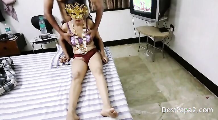 Desi Couple Celebrating Vacation In Shimla Bhabhi Filming XXX Sex Tape