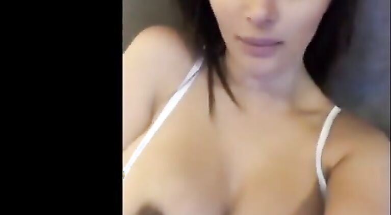 super cute NRI tamil girl boob show