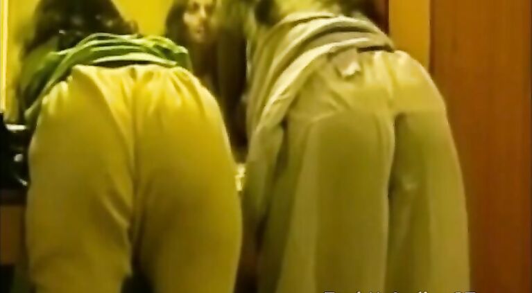 Tamil s Naked In Bathroom