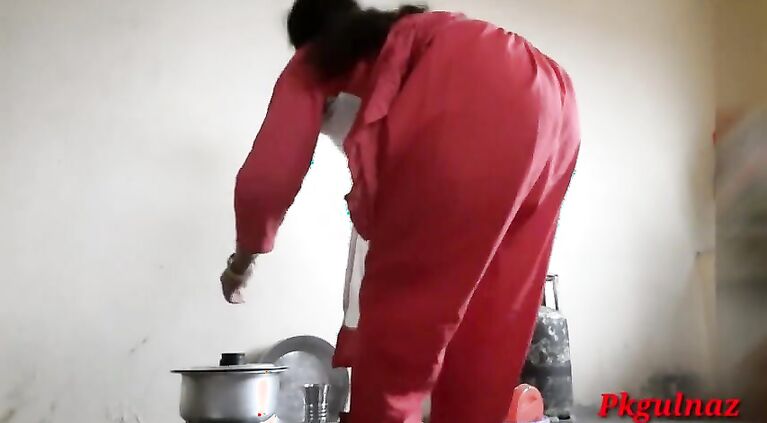 Desi girl cooking in kitchen and fucked by stepbrother