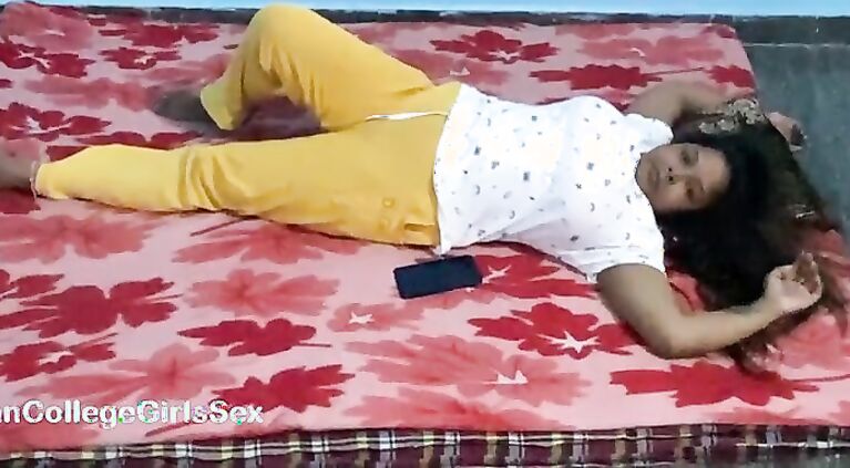 Desi College Teacher Having Sex With Mommy Indian Man