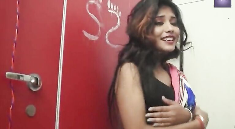 Sharing Gf With Best Friend -- Tamil Hardcore Sex With Clear Hindi Audio
