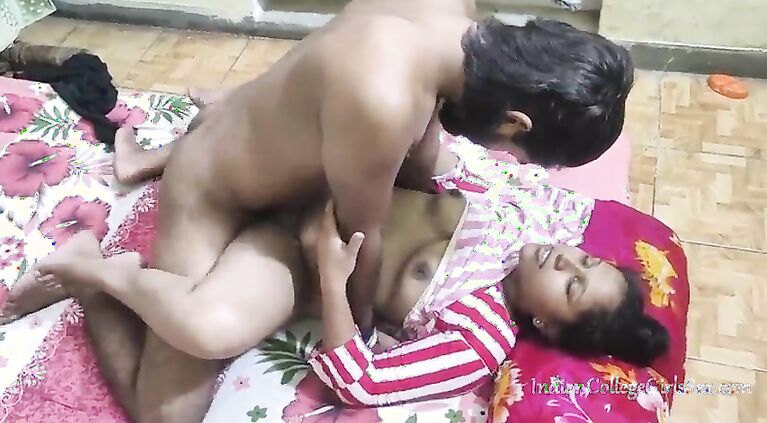 I Fuck My Huge Boobs Desi Gf Pink Cunt Hard And Cum All On Face