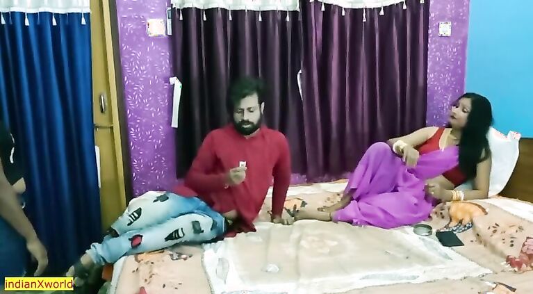 Desi bengali aunty sex business at home! Best desi sex with dirty audio