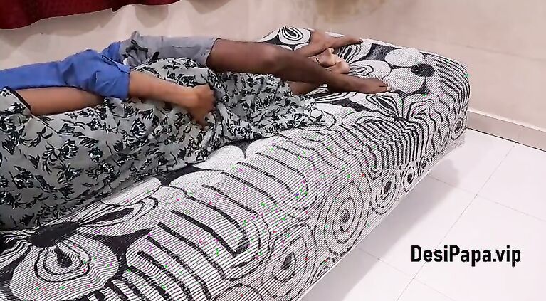 Married Tamil Housewife Fucked Hard By Her Husband Before Sleep