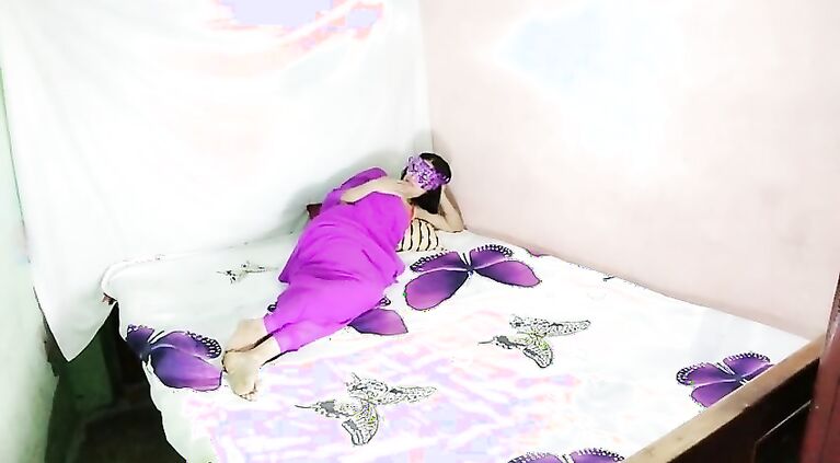 Desi Bhabhi fucking brother in-law home sex clip