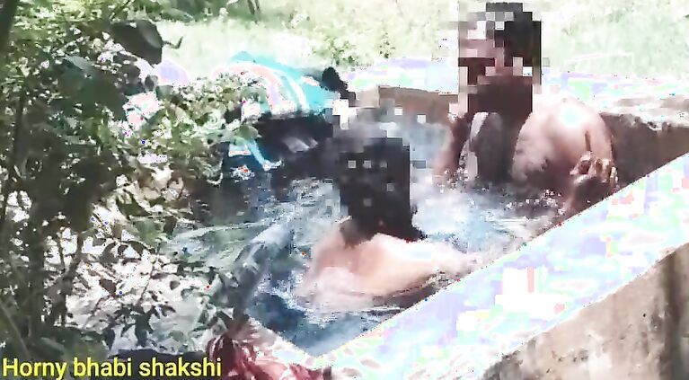 Desi village aunty,tamil horny girl bath fucking with husband , huge boobs press sucking moaning