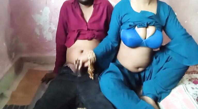 Indian Tamil Gf Ko Apna Land Chusaya Phir Uski Choot Ko Choda Hard Sex Desi village Girlfriends Full Porn Xxx Vids