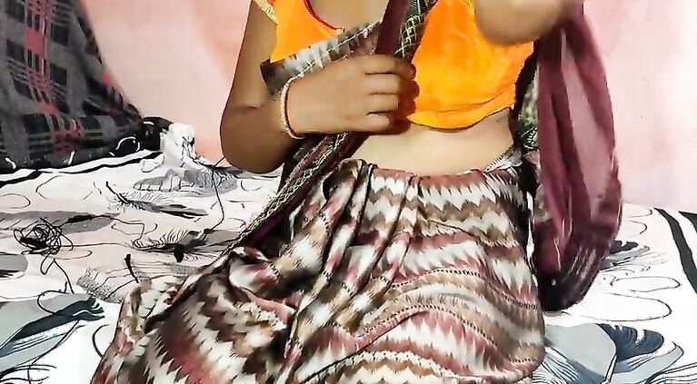 Sasur Ji ne meri chut dekar uske land mein Pani a Gaya video2porn2
