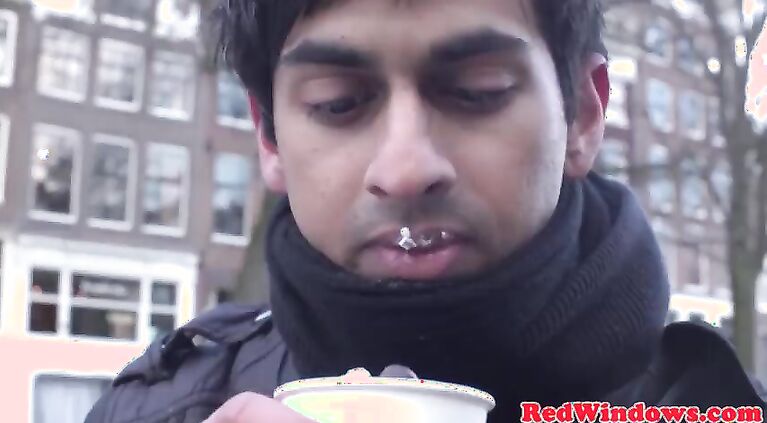European hooker fucks tamil bloke