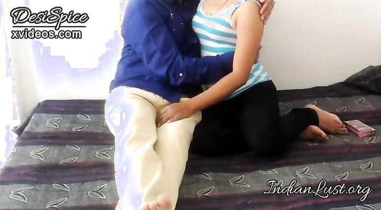 Sexy Tamil Housewife Shweta Caught Fucking With Lover