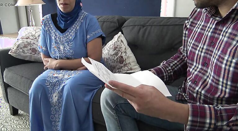Muslim woman gives rim job during job interview