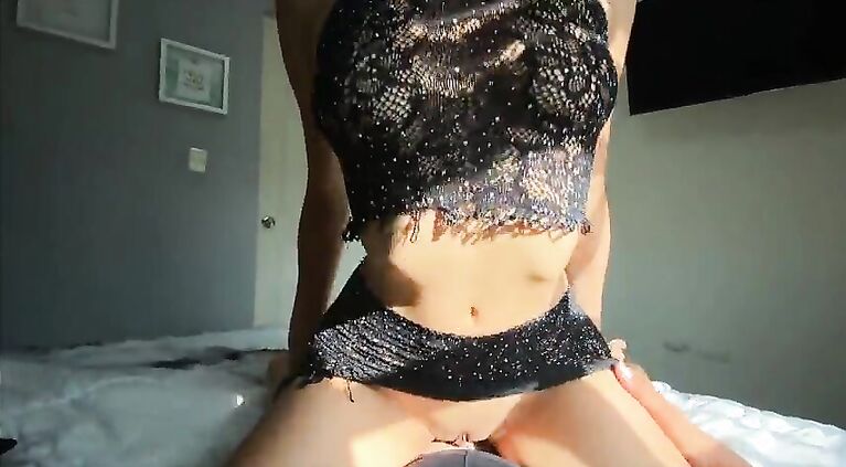 I picked up a whore on the street for 100 dls and she let me movie her fucking her - Tara Rico