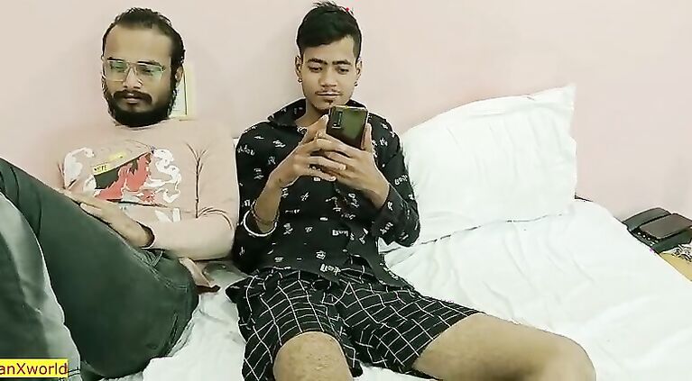 Desi Bengali Girls Have Sexy Triple Sex For 15k Rupee! Indian 3Some Sex
