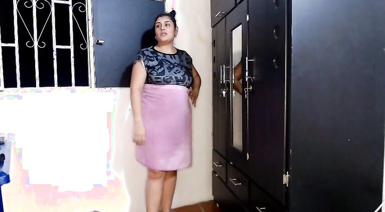 I Take Advantage Of The Fact That My Stepsister Alydenalyoficial Is Trapped In The Closet And I Give Her A Delicious Fuck