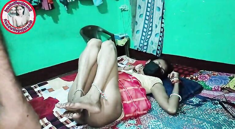 Puja bhabhi ka badi didi ko chudai kiya