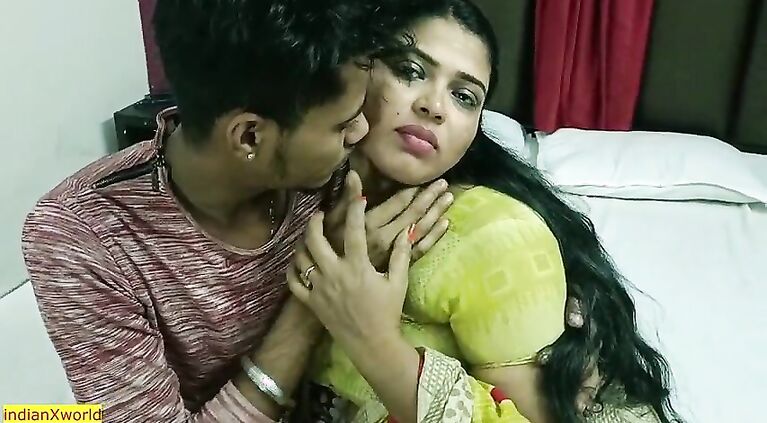 Divorced Bhabhi And Tv Mechanic – Bengali Sex