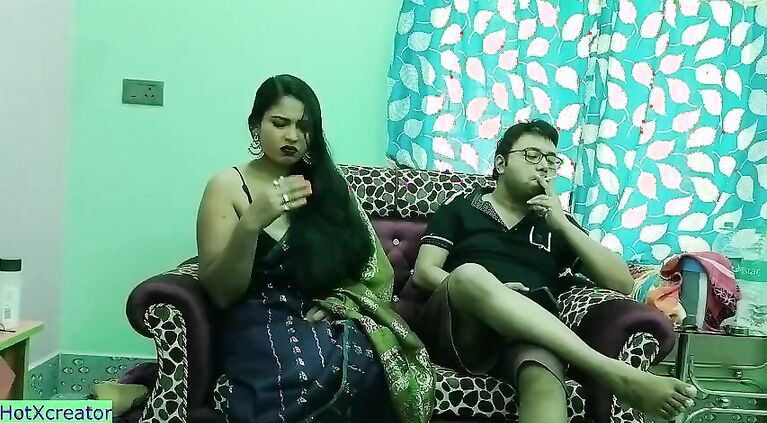 Bank Manager VS cute bhabhi!! Indian Sex