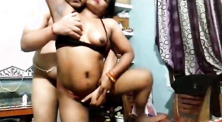 Hot Bengali Housewife Neeti Bose Doing Oral in Nigga Blouse and Fucking Hard to Cum in Vagina with Mr Goswami on Xhamster Faphouse