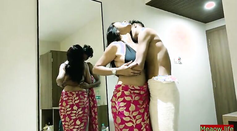 Tamil corporate girl Sex with 18yrs boy!